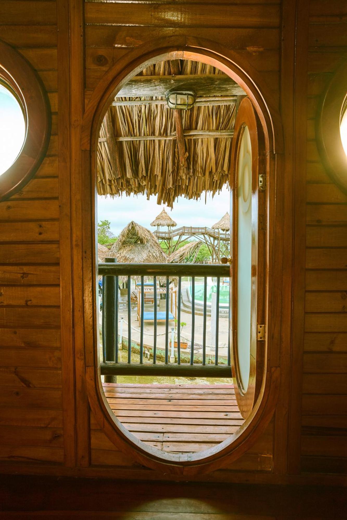 Mucura Club Hotel Isla Mucura Exterior photo